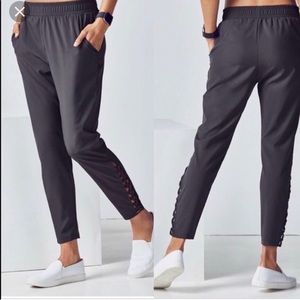 ☀️ Fabletics Black Tiana Pant ☀️